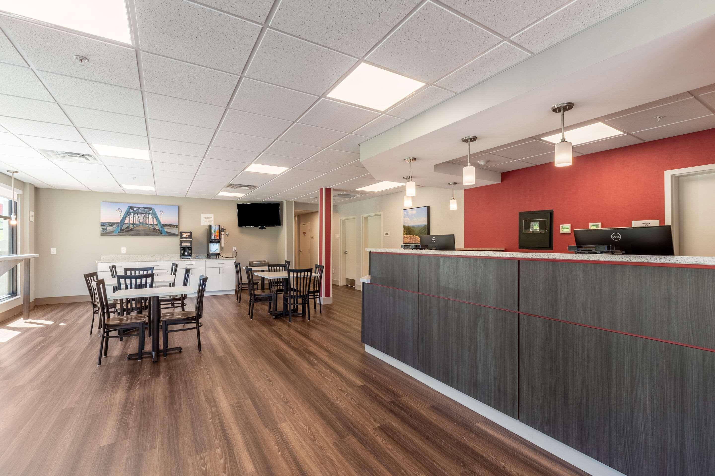 Econo Lodge Dayton Εξωτερικό φωτογραφία